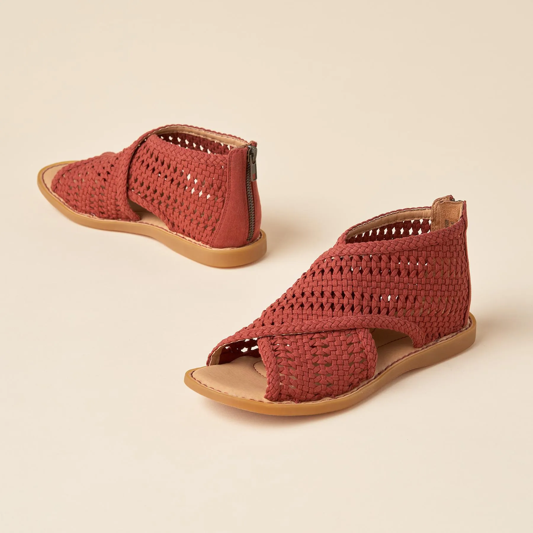 Macrame Iwa Sandals