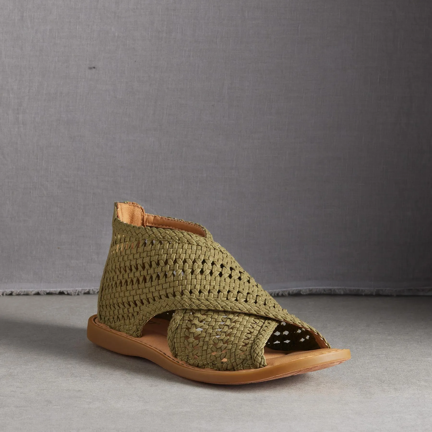 Macrame Iwa Sandals