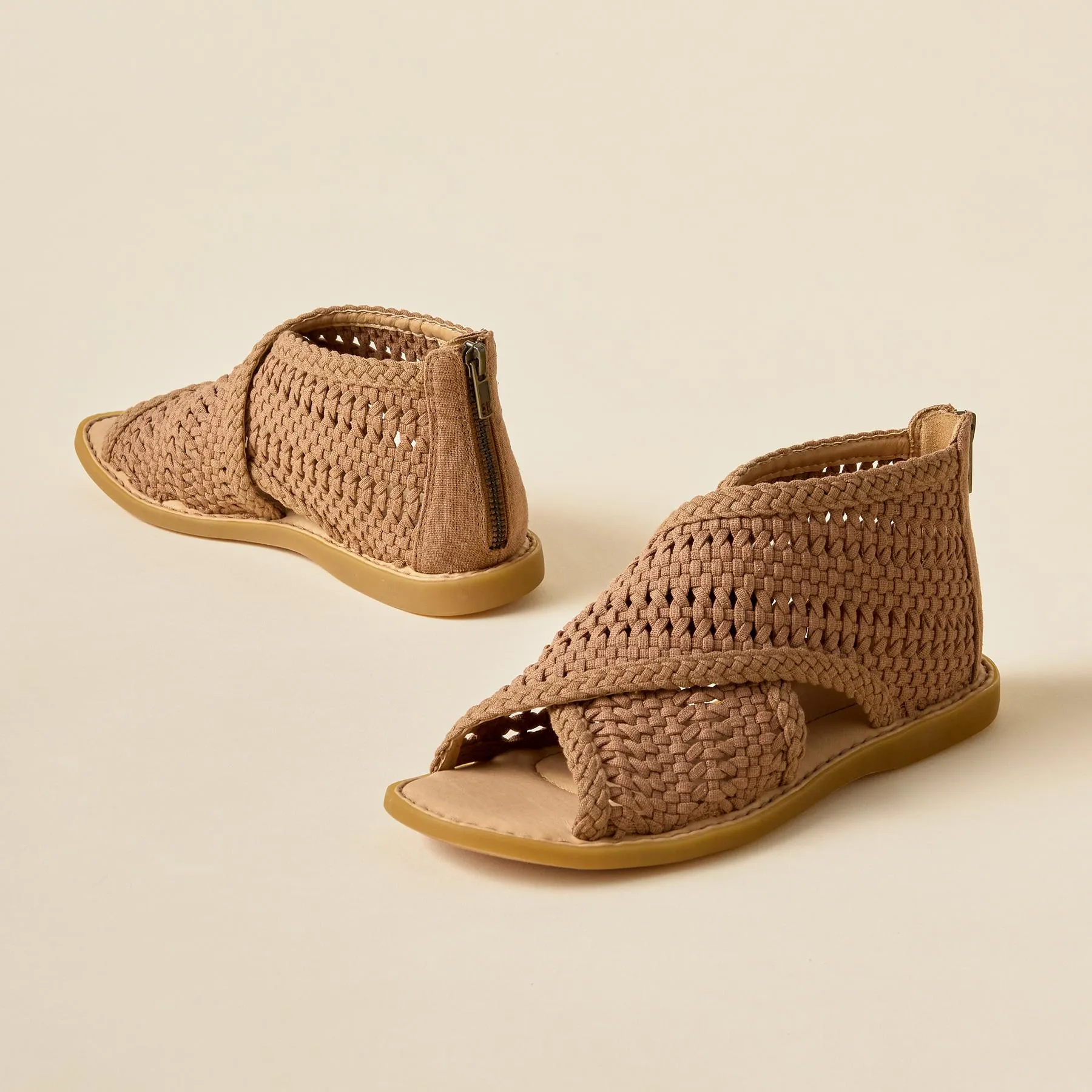 Macrame Iwa Sandals